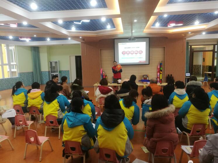 大邑縣紅十字會走進幼兒園開展救護員培訓(xùn)